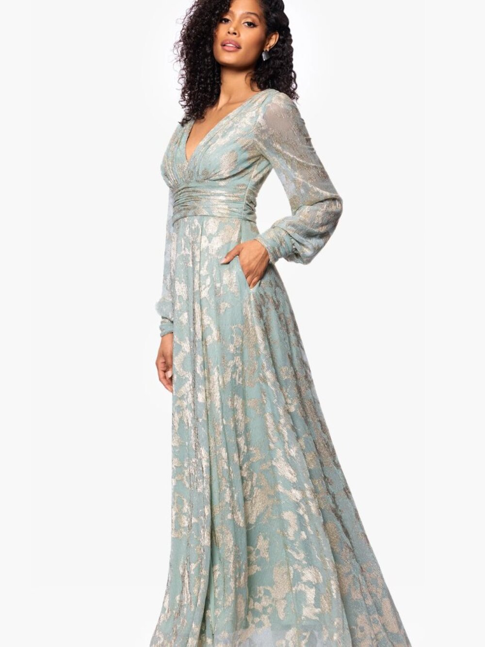 Betsy & Adam Petite V-Neck Long-Sleeve A-Line Gown 8P, Sage/Gold
